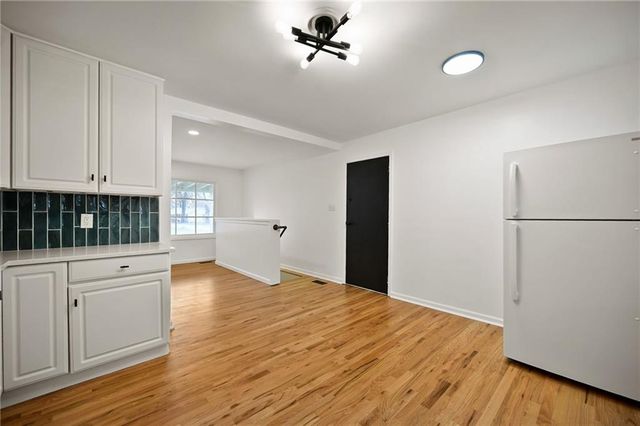 15211 Bellaire Avenue, Grandview, MO 64030