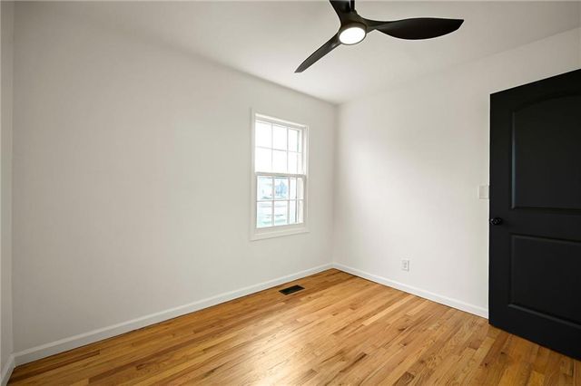 15211 Bellaire Avenue, Grandview, MO 64030