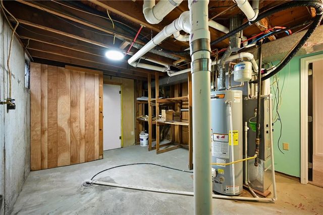 15211 Bellaire Avenue, Grandview, MO 64030