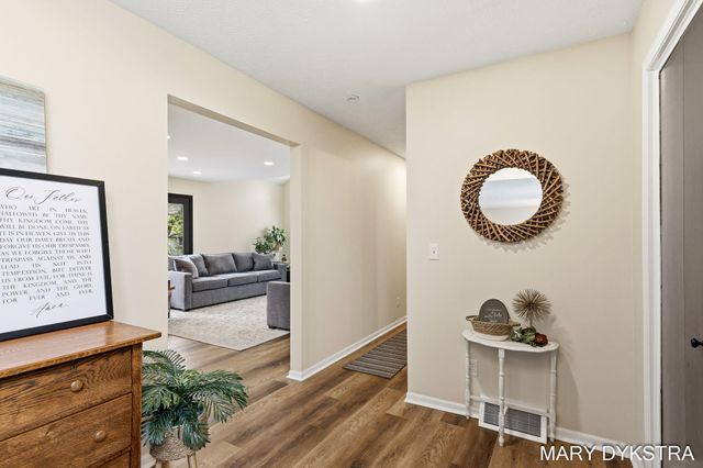 2848 Belleglade Court Se, City Of Grand Rapids, MI 49546