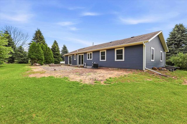 W2342 COUNTY ROAD Q, Berlin, WI 54923