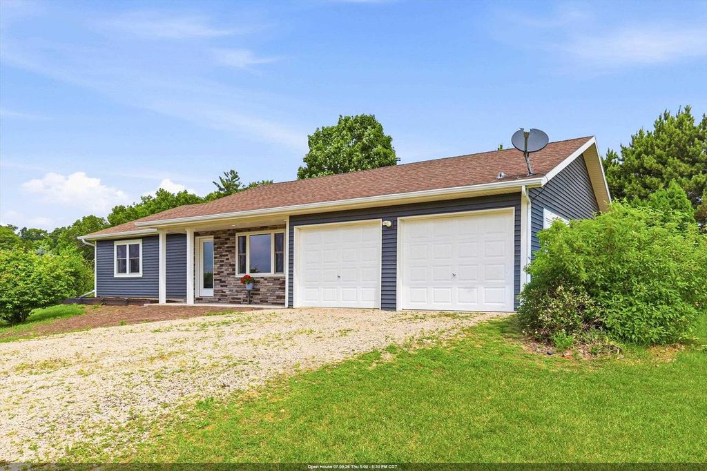 W2342 COUNTY ROAD Q, Berlin, WI 54923