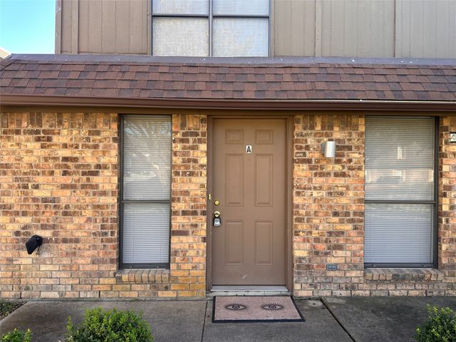 4913 El Campo Avenue A, Fort Worth, TX 76107