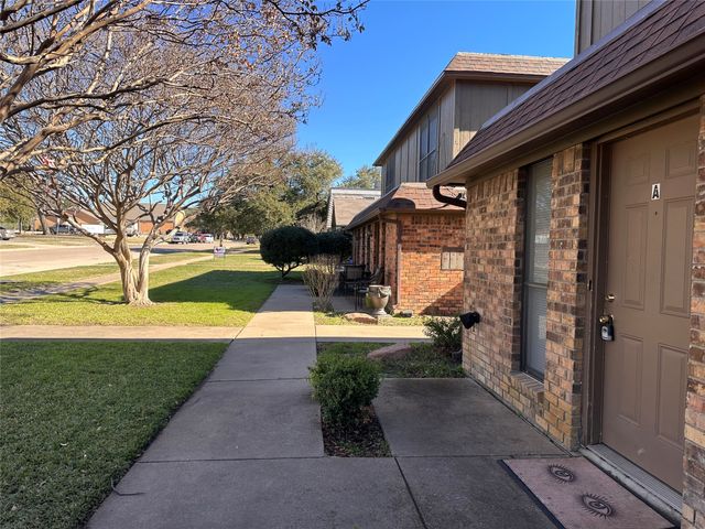 4913 El Campo Avenue A, Fort Worth, TX 76107