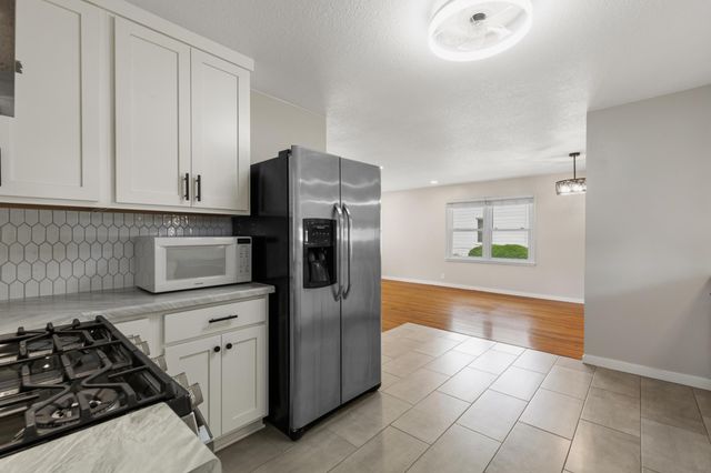 1235 Marsh Street, Mankato, MN 56001