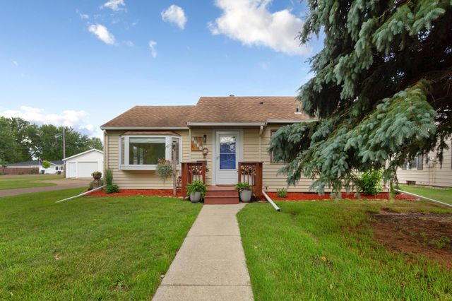 1235 Marsh Street, Mankato, MN 56001