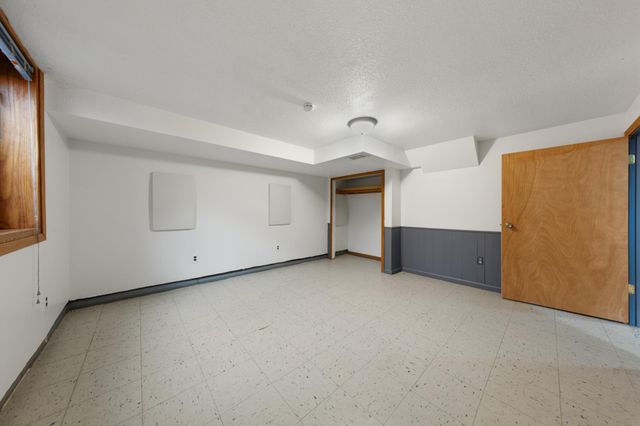 1235 Marsh Street, Mankato, MN 56001