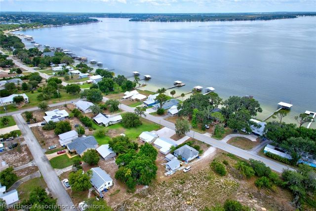 763 Lake June Road, Lake Placid, FL 33852