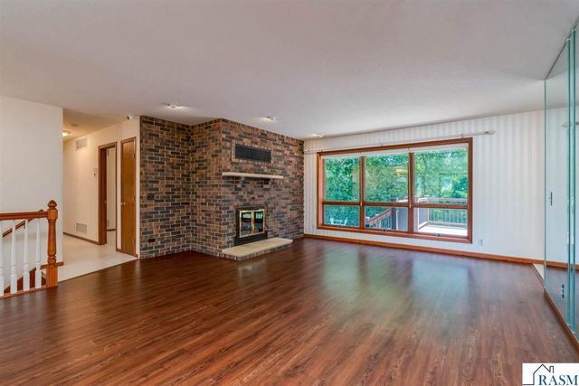2125 Dream Drive, North Mankato, MN 56003