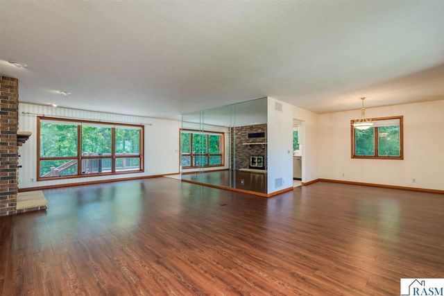 2125 Dream Drive, North Mankato, MN 56003