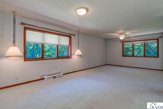 2125 Dream Drive, North Mankato, MN 56003