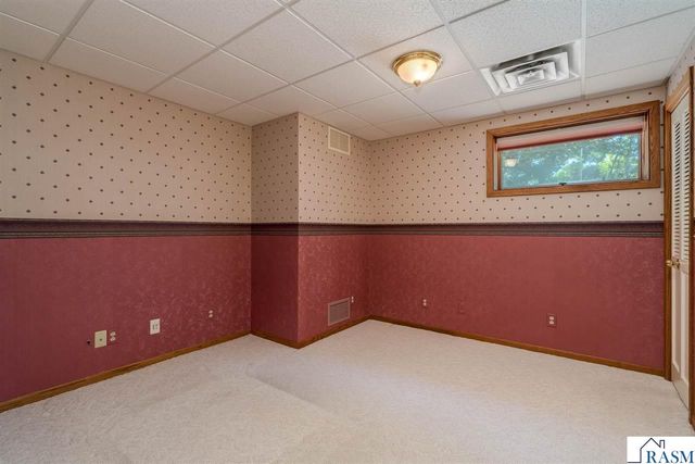 2125 Dream Drive, North Mankato, MN 56003