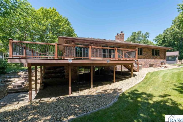2125 Dream Drive, North Mankato, MN 56003