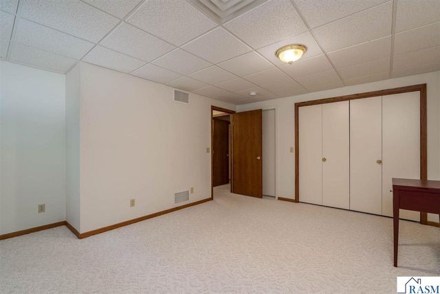2125 Dream Drive, North Mankato, MN 56003