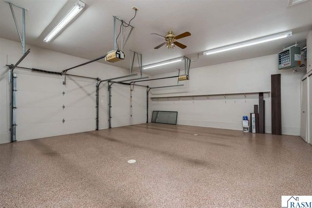 2125 Dream Drive, North Mankato, MN 56003