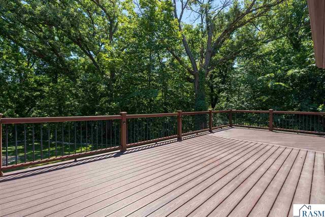 2125 Dream Drive, North Mankato, MN 56003