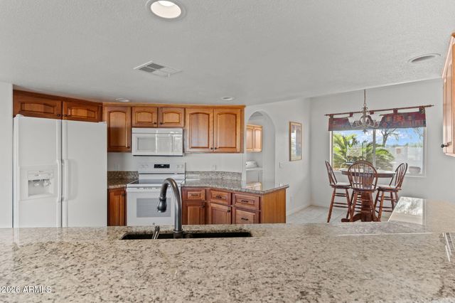 2005 W BROKEN ARROW Drive, Wickenburg, AZ 85390