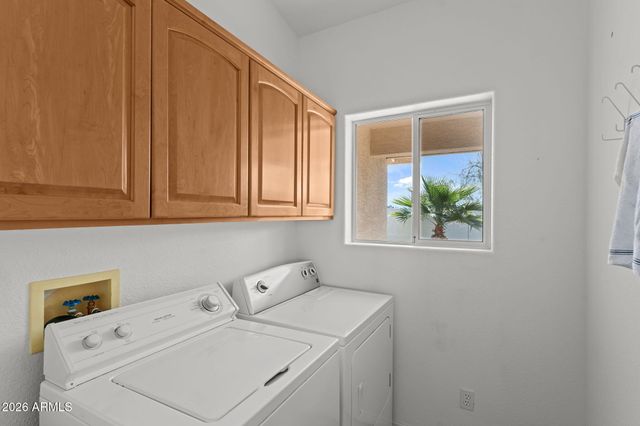 2005 W BROKEN ARROW Drive, Wickenburg, AZ 85390