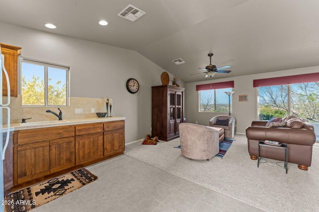 2005 W BROKEN ARROW Drive, Wickenburg, AZ 85390