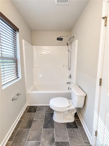1069 Emerald Stone Loop, Hope Mills, NC 28348