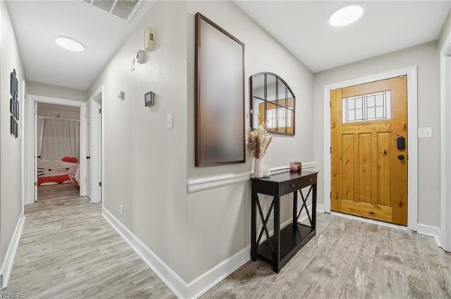 4204 Burnham DR, Portsmouth, VA 23703