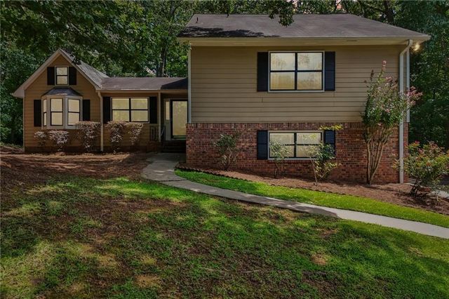 2192 Tully Wren NE, Marietta, GA 30066