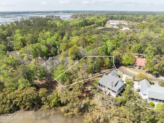 133 Fiveoaks Circle, Beaufort, SC 29902