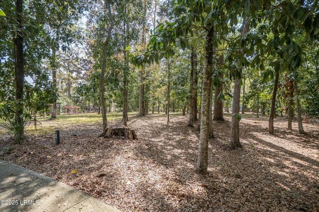 133 Fiveoaks Circle, Beaufort, SC 29902