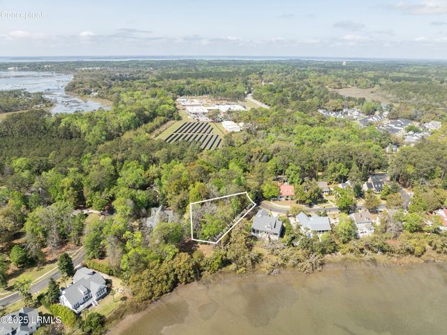 133 Fiveoaks Circle, Beaufort, SC 29902