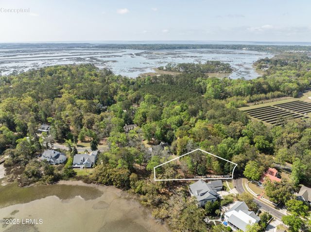 133 Fiveoaks Circle, Beaufort, SC 29902