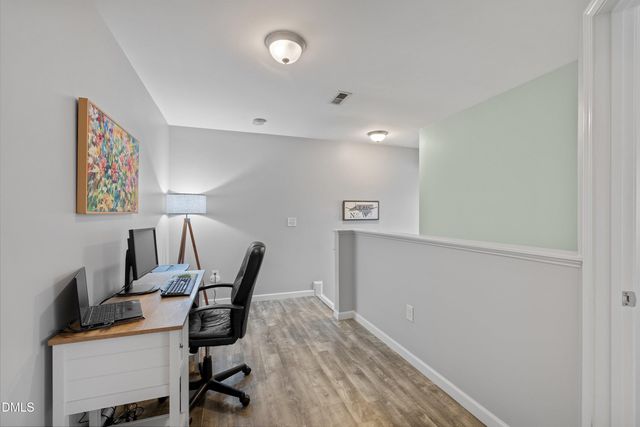 105 Beaconwood Lane, Holly Springs, NC 27540