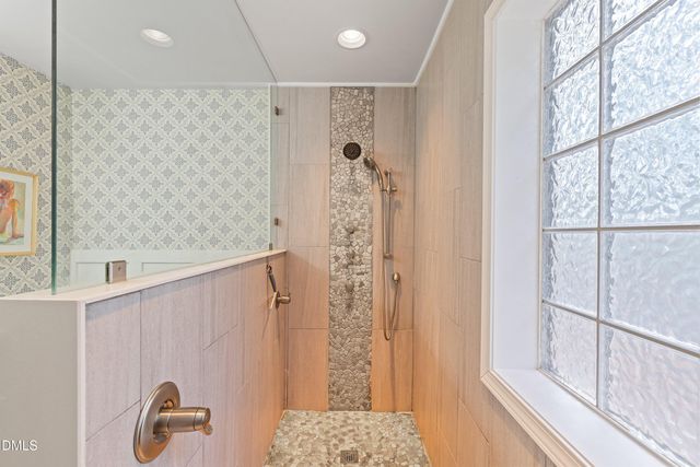 105 Beaconwood Lane, Holly Springs, NC 27540