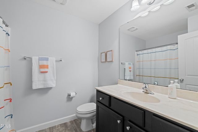 105 Beaconwood Lane, Holly Springs, NC 27540