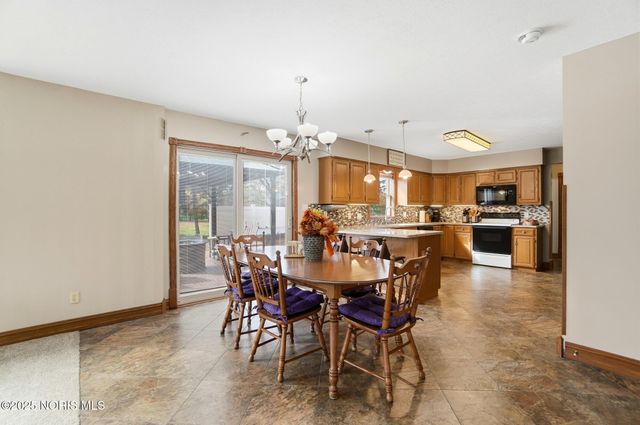 3106 Saddlebrook Drive, Findlay, OH 45840