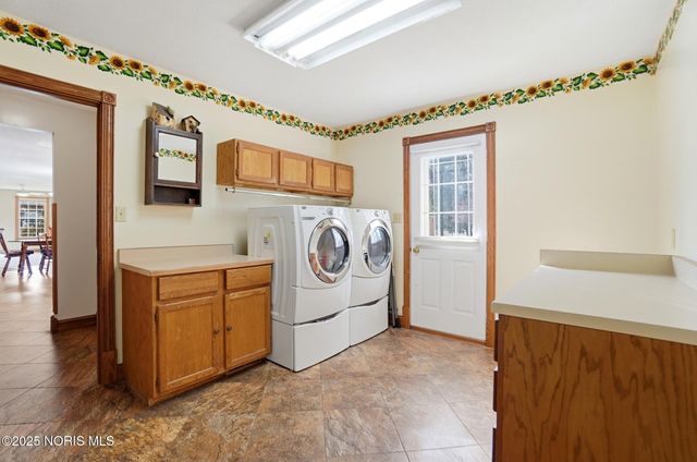 3106 Saddlebrook Drive, Findlay, OH 45840