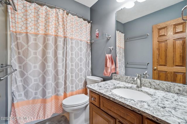 3106 Saddlebrook Drive, Findlay, OH 45840