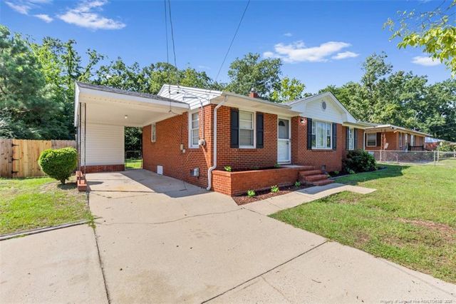 4933 Redwood Drive, Fayetteville, NC 28304