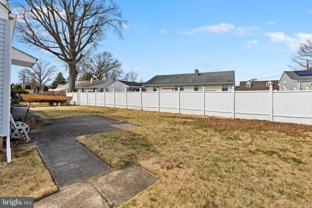 32 HARTMAN DR, Hamilton, NJ 08690