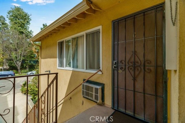 300 E Garfield Avenue, Glendale, CA 91205