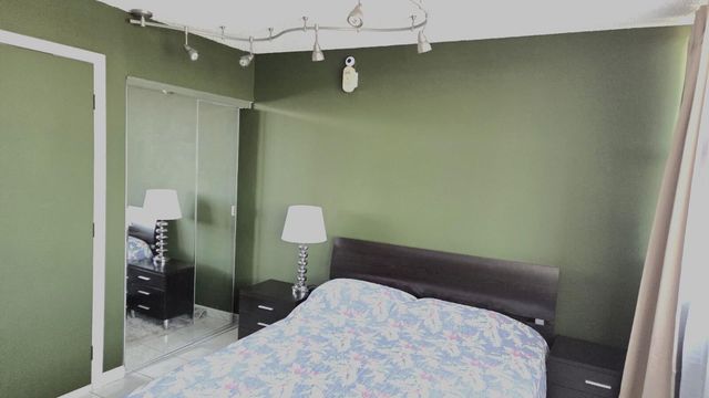 16546 NE 26 Avenue 5J, North Miami Beach, FL 33160
