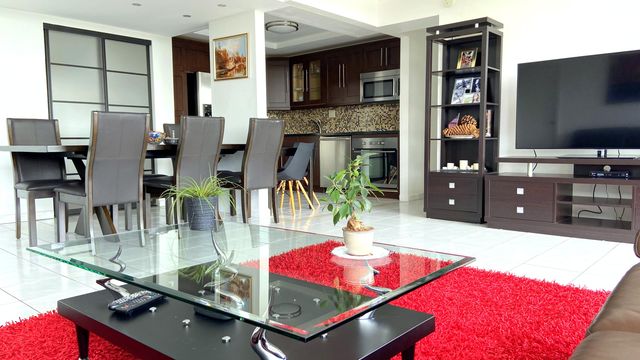 16546 NE 26 Avenue 5J, North Miami Beach, FL 33160