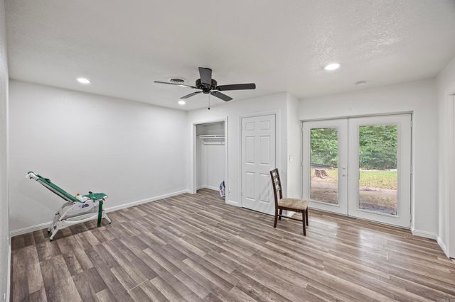 1878 Paradise Acres Road, Russellville, AR 72802