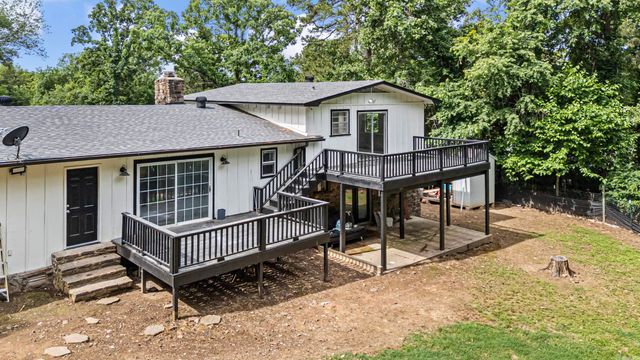 1878 Paradise Acres Road, Russellville, AR 72802