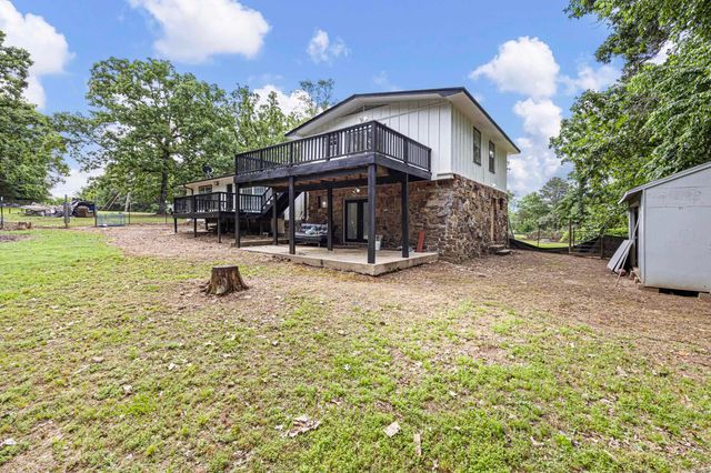1878 Paradise Acres Road, Russellville, AR 72802