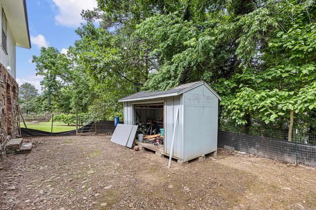 1878 Paradise Acres Road, Russellville, AR 72802