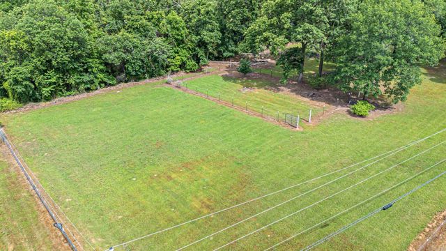 1878 Paradise Acres Road, Russellville, AR 72802