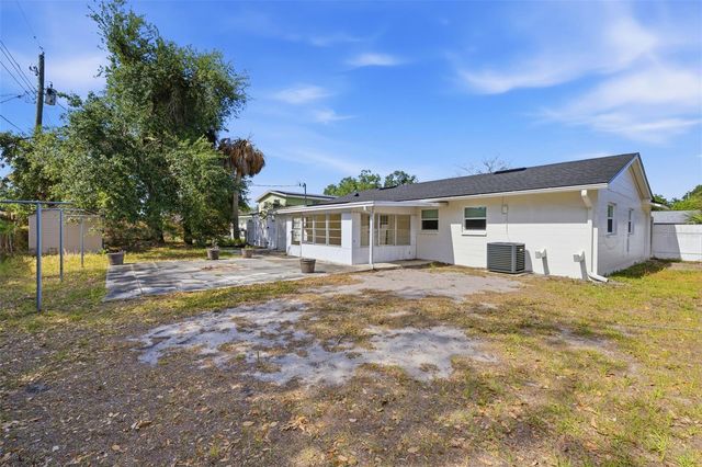 6011 WILSHIRE DRIVE, Tampa, FL 33615