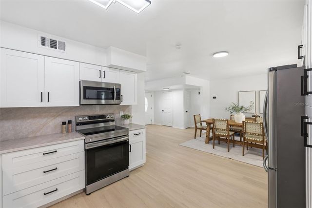 6011 WILSHIRE DRIVE, Tampa, FL 33615