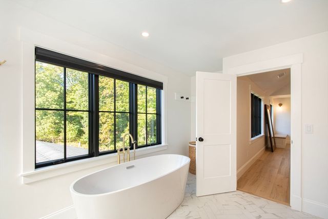 453 Clapp Rd, Scituate, MA 02066