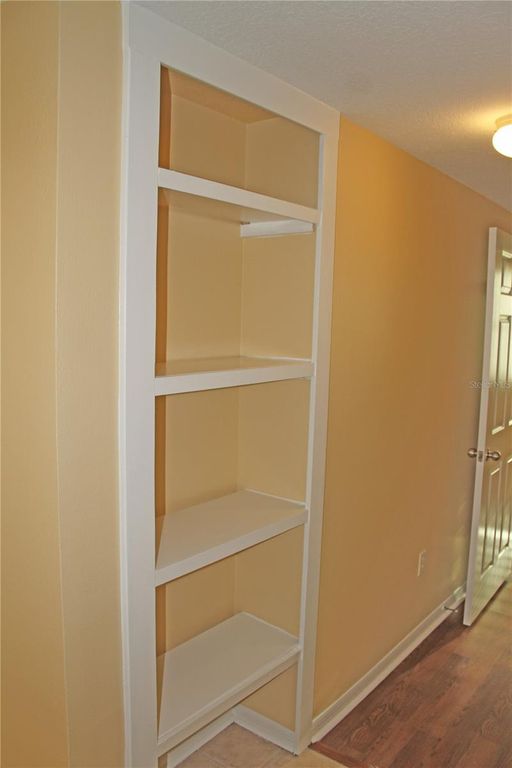 Image 12 of property listing at 1910 E PALM AVENUE 9201, Tampa, FL 33605